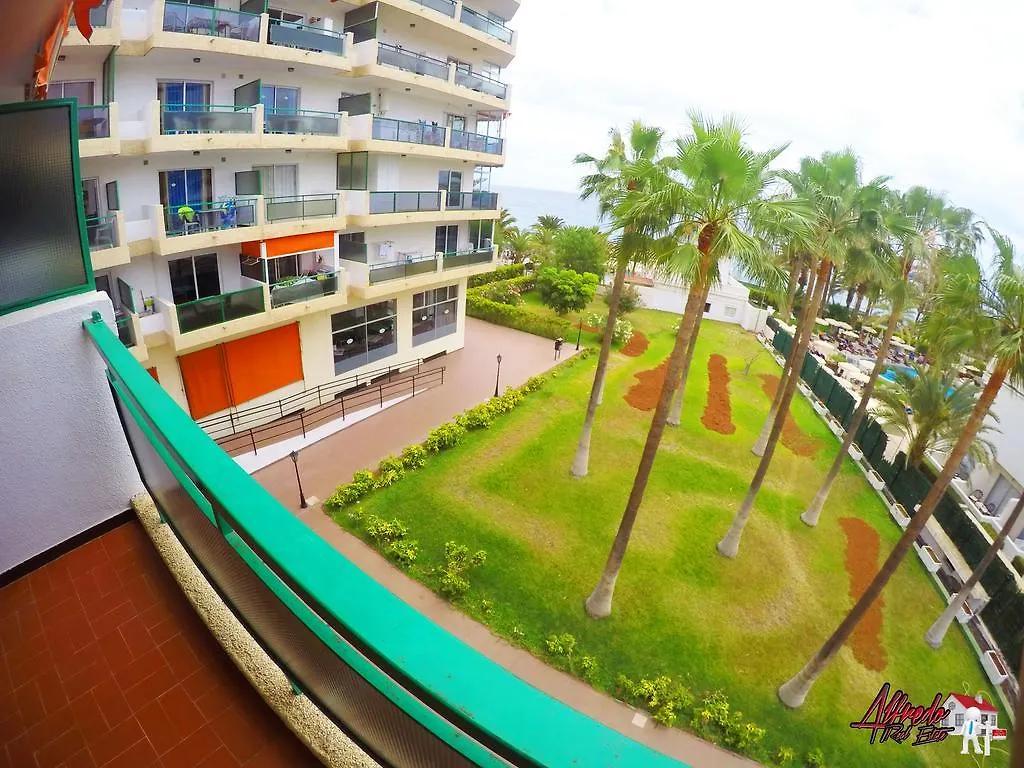 Edificio Comodoro 로스크리스티아노스